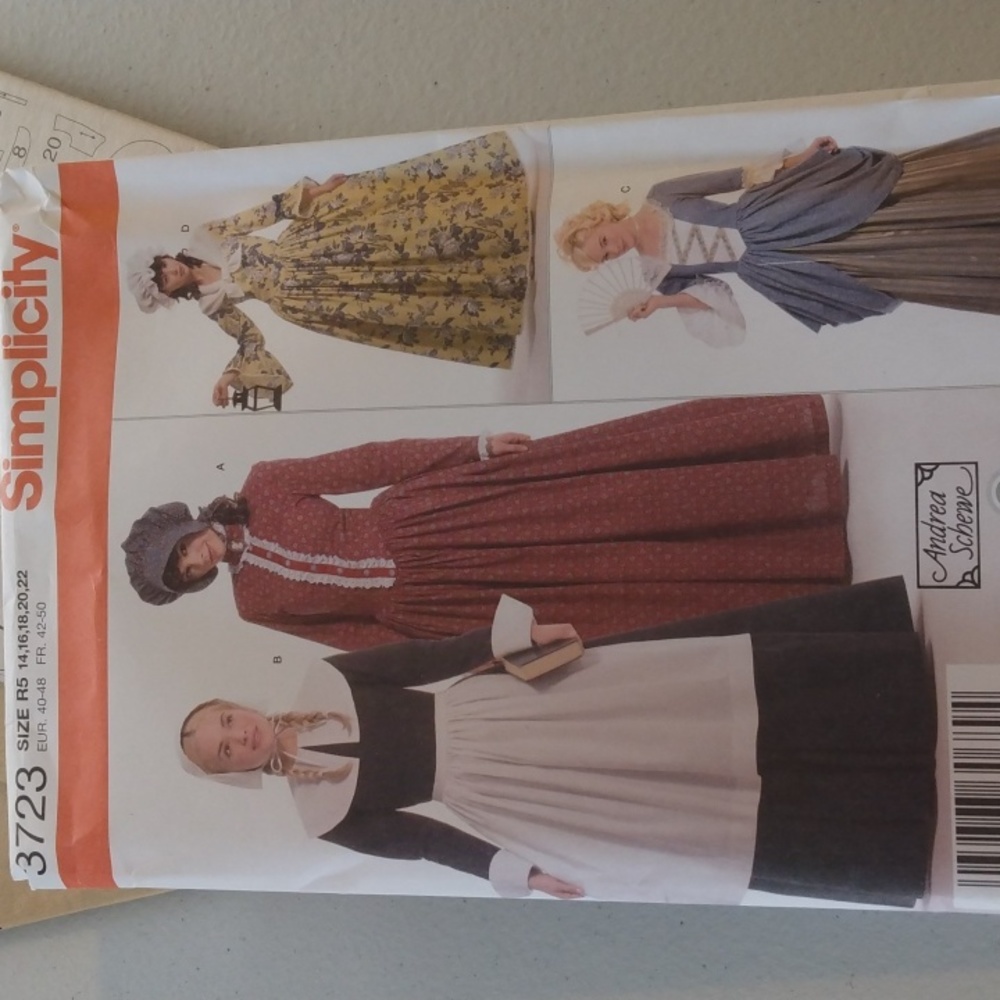 Sewing pattern for 1700's dresses